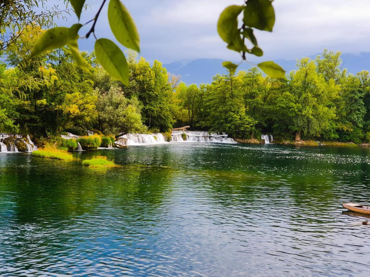 Holiday Home Waterfall View Bihac Exterior photo